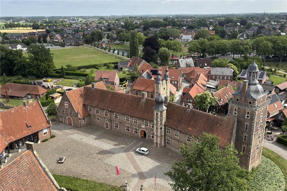 Der Bereich um das Schloss ist ein Gebiet, das in der Machbarkeitsstudie hinsichtlich eines Wärmenetzes untersucht werden soll.