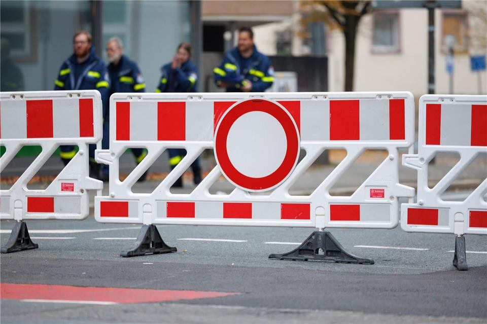 Der Bereich um die Fundstellen wurde weiträumig abgesperrt. Friso Gentsch/dpa