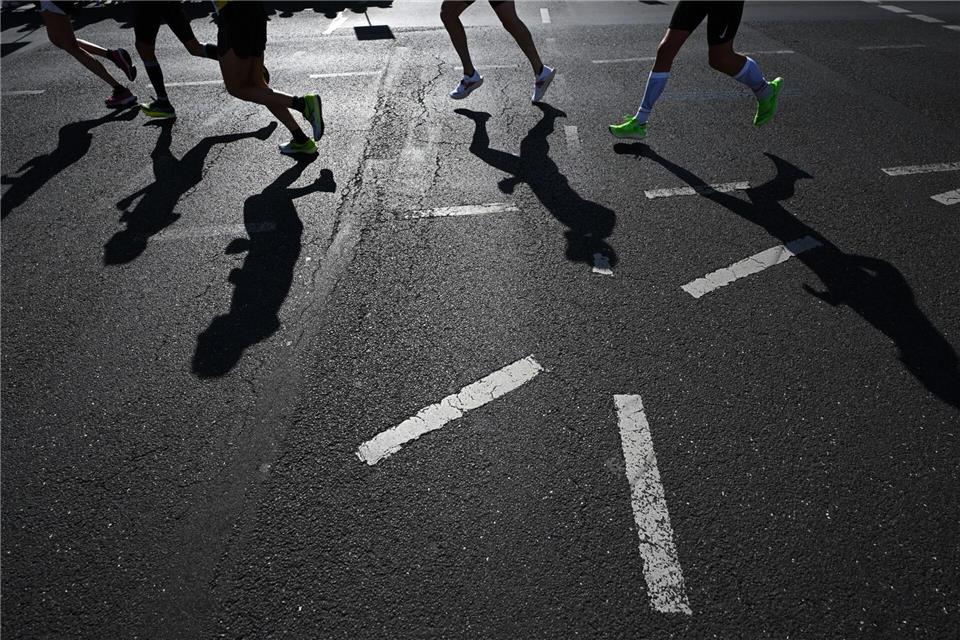 Der Berliner Halbmarathon führt quer durch die Innenstadt. (Symbolbild)Sebastian Gollnow/dpa