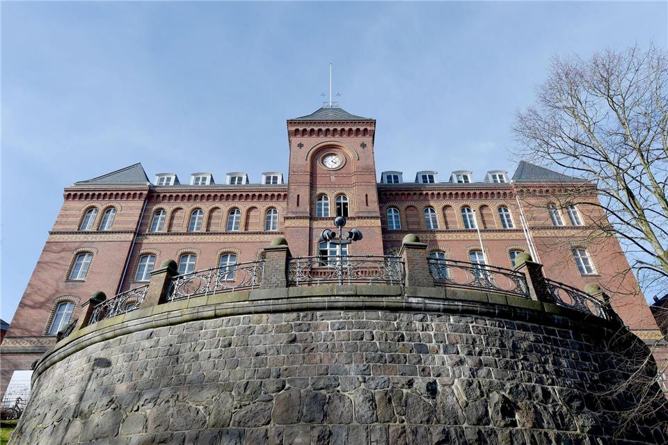 Der Beschluss der Kammer des Landgerichts Flensburg ist bisher nicht rechtskräftig. (Symbolbild)Carsten Rehder/dpa