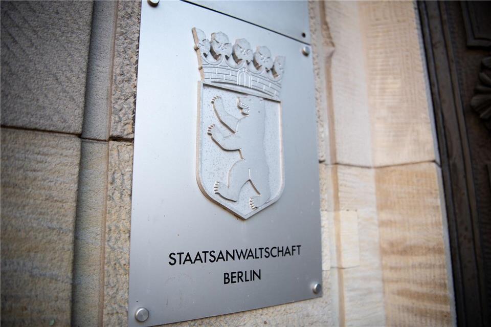 Der Beschuldigte sitzt seit August in Untersuchungshaft. (Symbolbild)Fabian Sommer/dpa