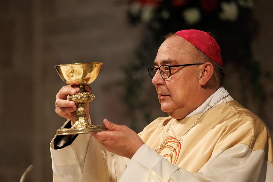 Der Bischof von Osnabrück, Dominicus Meier, will die Prävention geistlichen Missbrauchs verbessern. (Archivbild)Friso Gentsch/dpa