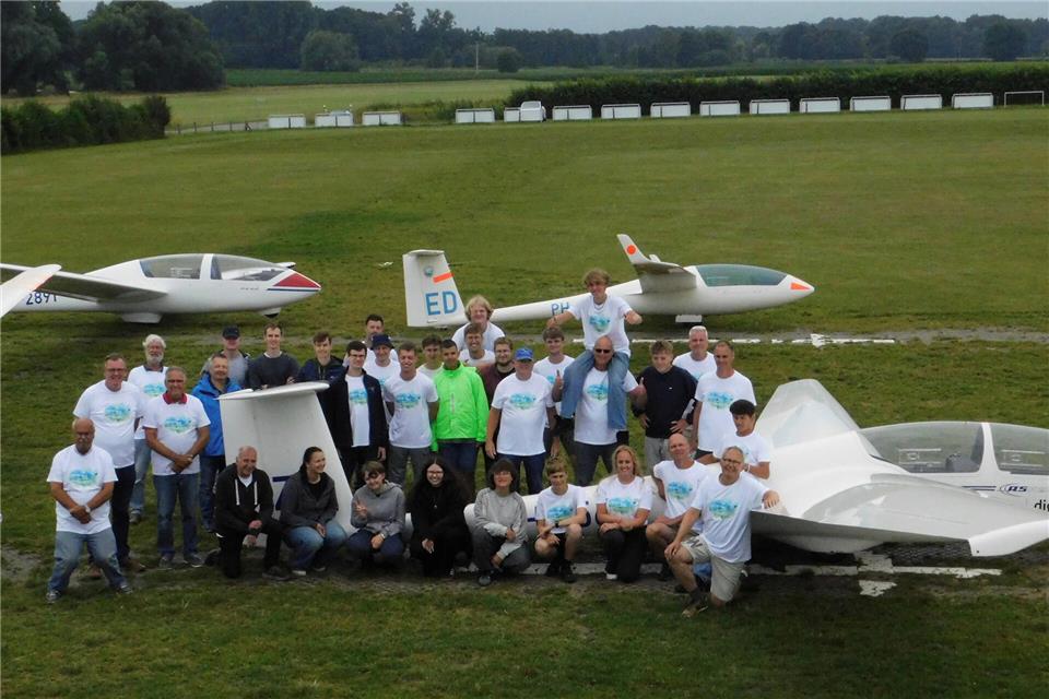 Der Borkener Luftsportverein hat Gäste aus Bielefeld, Rheda Wiedenbrück und Den Helder.