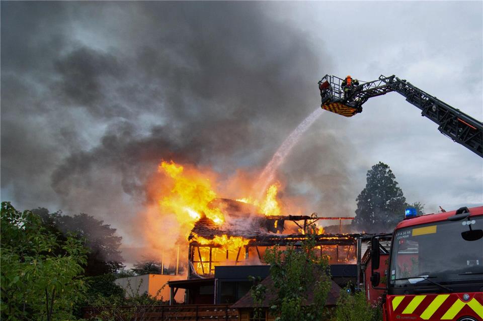 Der Brand in einer Ferienunterkunft im Elsass forderte elf Menschenleben. (Archivbild)Patrick Kerber/dpa