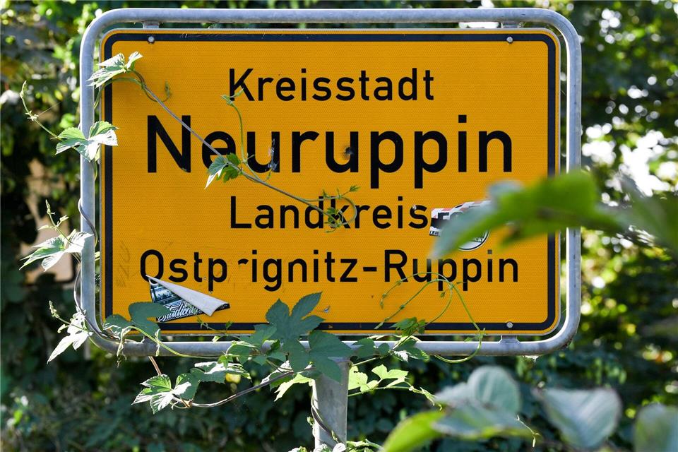 Der Brand konnte schnell gelöscht werden - und erreichte den Ort nicht. (Symbolbild)Jens Kalaene/dpa-Zentralbild/ZB