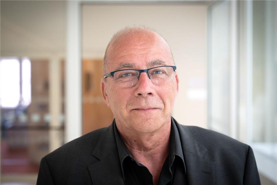 Der Brandenburger AfD-Landtagsabgeordnete Torsten Arndt tritt bei der Stichwahl um den Landratsposten in Ostprignitz-Ruppin gegen Amtsinhaber Ralf Reinhardt (SPD) an. (Archivbild)Soeren Stache/dpa