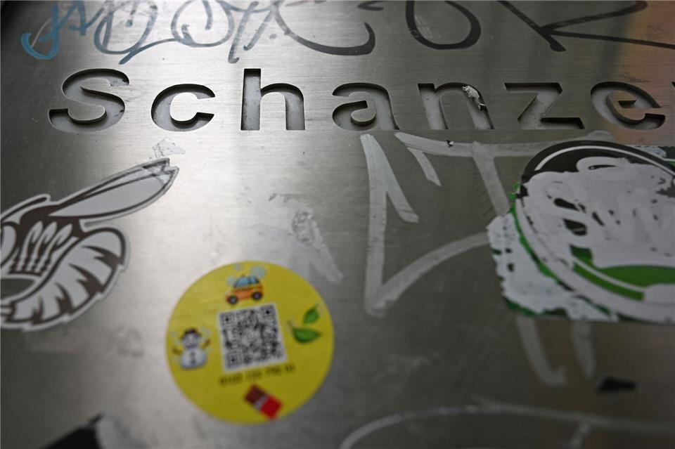 Der Bund Deutscher Kriminalbeamter sieht in der dreisten Werbung der Dealer ein Sinnbild für das Scheitern im Kampf gegen die Drogenkriminalität.David Hammersen/dpa