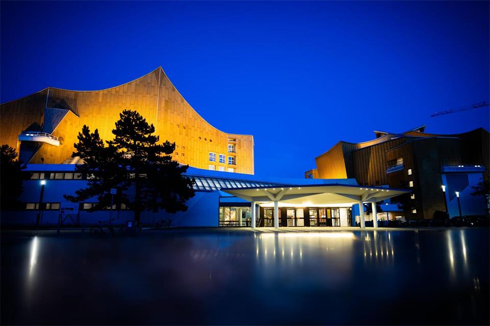 Der Bund sagte zu, sich mit bis zu 225 Millionen Euro an der Sanierung der Philharmonie zu beteiligen. (Archivbild)Christoph Soeder/dpa