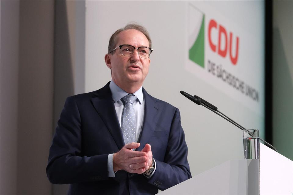 Der Bundesinnenminister kritisiert Gewalt gegen Polizisten. Sebastian Willnow/dpa