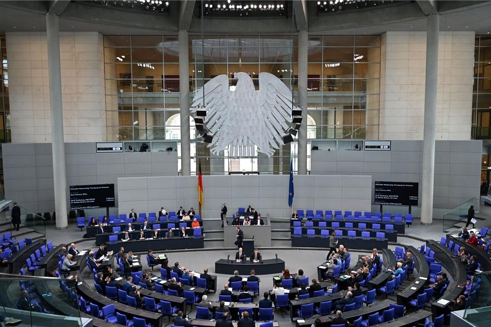 Der Bundestag hat beschlossen einen Nationalen Veteranentag einzuführen.