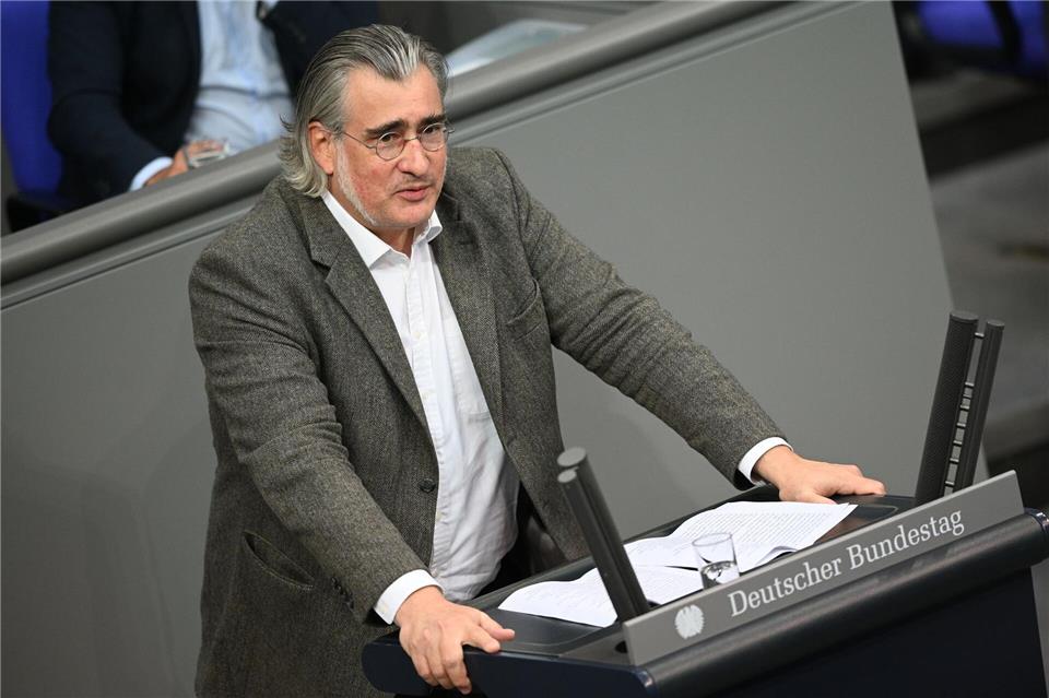 Der Bundestagsabgeordnete Fabian Jacobi strebt zusammen mit seinem Kollegen Christian Zaum an die Spitze der NRW-AfD. (Archivbild)Niklas Graeber/dpa