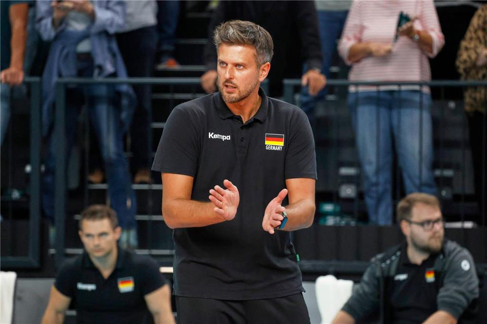 Volleyball-WM: „Opa“ und „kleiner Bruder“ wollen Medaille Der Bundestrainer schenkt Röhrs sein Vertrauen.Georg Wendt/dpa
