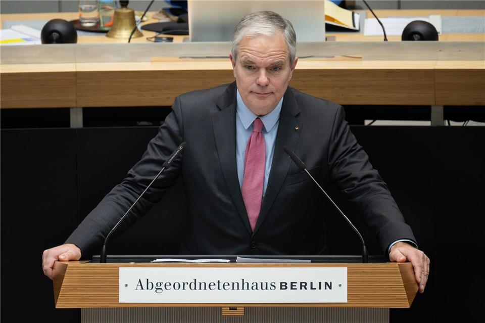 Der CDU-Abgeordnete Burkard Dregger begründete den Antrag der Regierungskoalition. Sebastian Christoph Gollnow/dpa