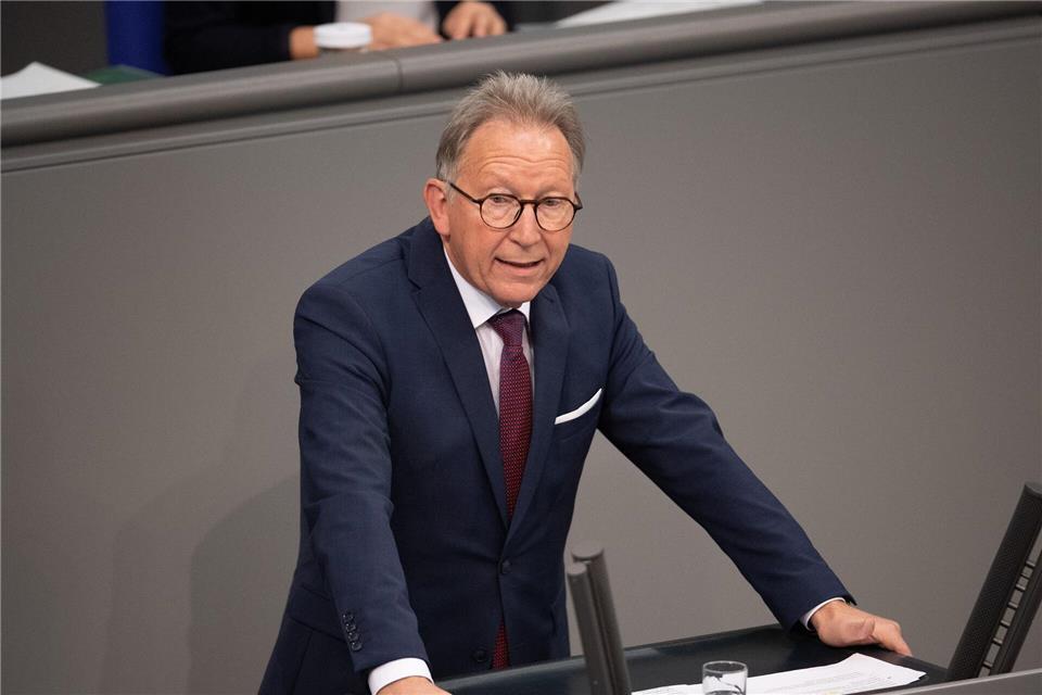 Der CDU-Bundestagsabgeordnete Erwin Rüddel ist überraschend gestorben. (Archivbild)Kilian Genius/dpa