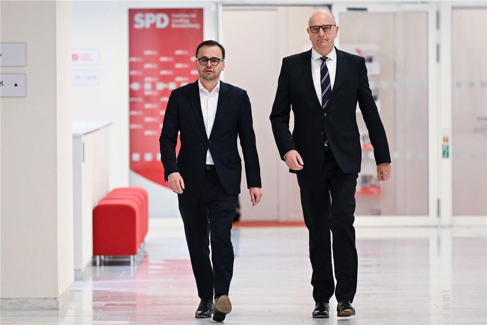 Der CDU-Landesvorsitzende Jan Redmann und Brandenburgs SPD-Regierungschef Dietmar Woidke sehen ihr Bündnis als Koalition der Verantwortung.Jens Kalaene/dpa