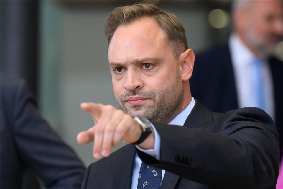 Sachsen hat neuen Landtag - Alexander Dierks ist Präsident  Der CDU-Politiker Alexander Dierks ist neuer Präsident des Sächsischen Landtages.Robert Michael/dpa