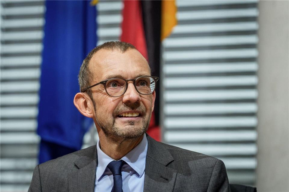 Der CDU-Politiker Thomas Röwekamp ist Vorsitzender des Verteidigungsausschusses.Michael Kappeler/dpa