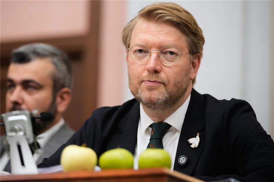 Der Chef der liberalen Oppositionspartei Jabloko, Nikolai Rybakow, verzeichnete zuletzt einen starken Zulauf für seine Partei.Pavel Bednyakov/AP/dpa