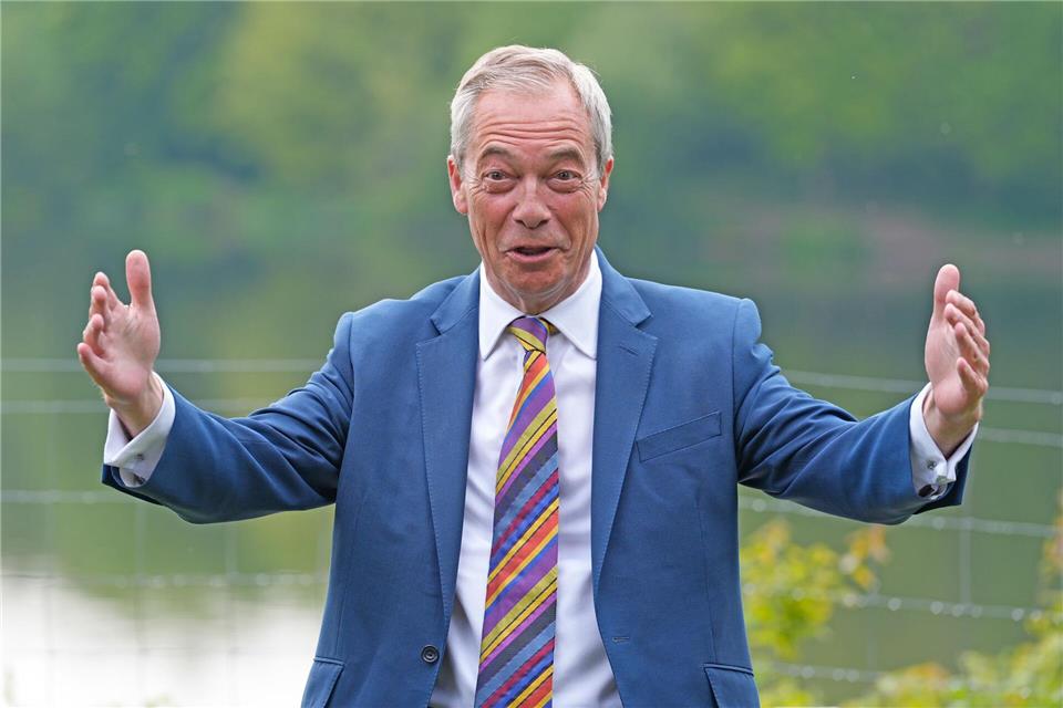 Der Chef der rechtspopulistischen Partei Reform UK gilt als Vater des Brexits und profitiert von dessen Folgen. (Archivfoto)Peter Byrne/PA Wire/dpa