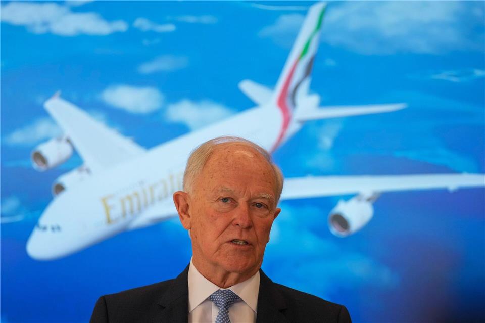 Der Chef von Emirates Airlines, Tim Clark, ist zuversichtlich, dass die Golfregion als wichtiges Drehkreuz und Reiseziel schnell wieder auf die Beine kommen wird (Archivbild)Altaf Qadri/AP/dpa