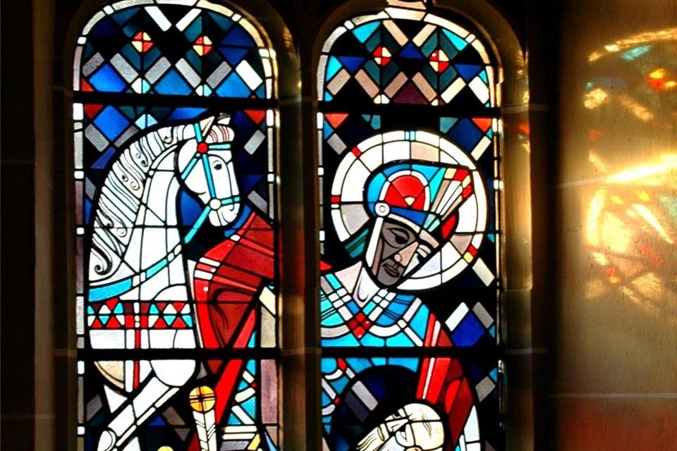 Der Chor probt in der Pfarrkirche St. Martin.
