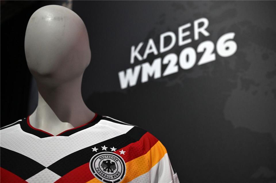 Der DFB hat die Rückennummern der 26 nominierten Spieler für die WM veröffentlicht. Federico Gambarini/dpa