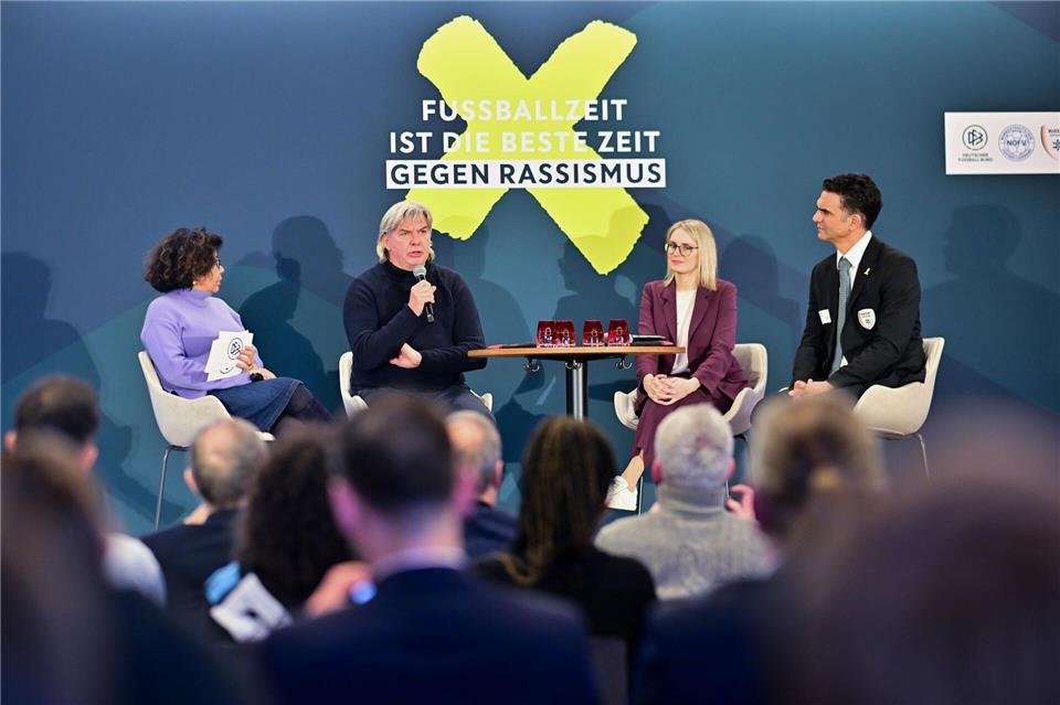 Der DFB hat ein Pilotprojekt zum Thema Rassismus beendet.Sebastian Christoph Gollnow/dpa