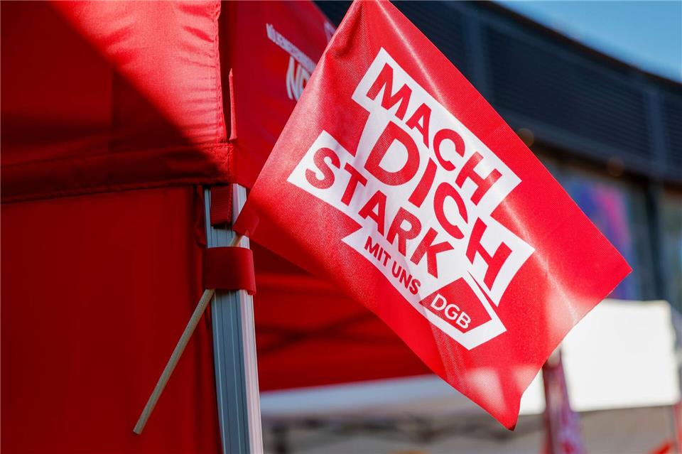 Der DGB fordert einen Zukunftspakt für sichere Jobs. Thomas Banneyer/dpa