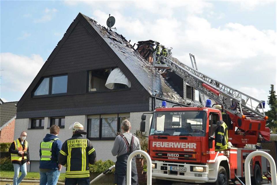 Der Dachstuhl wurde komplett zerstört.