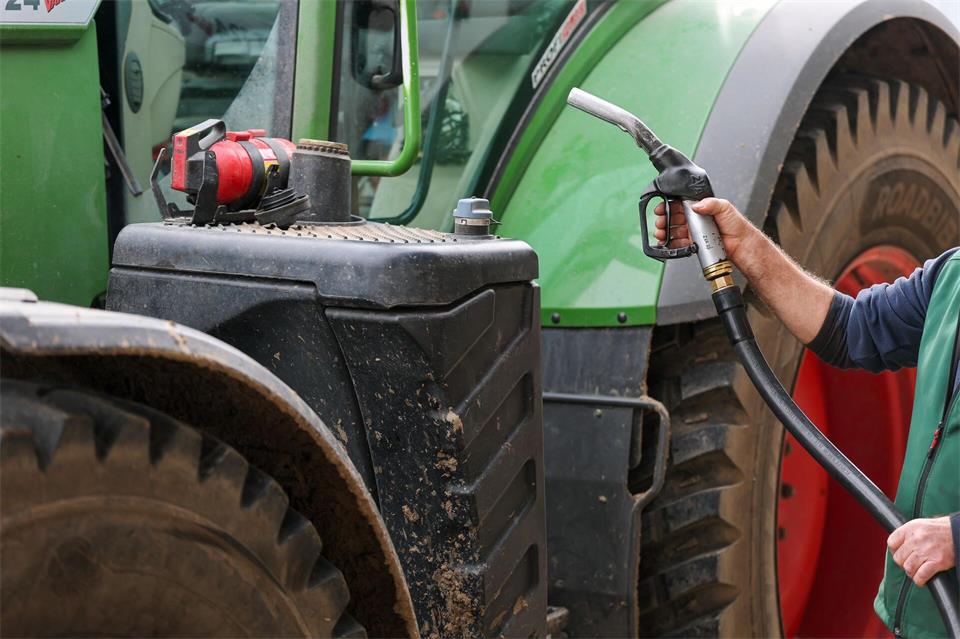 Der Deutsche Bauernverband hält die Agrardiesel-Entlastung nach wie vor für bedeutsam. (Symbolbild)Jan Woitas/dpa