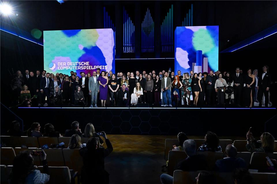 Der Deutsche Computerspielpreis wird in 15 Kategorien verliehen - das Preisgeld beträgt zusammen 800.000 Euro.Sven Hoppe/dpa