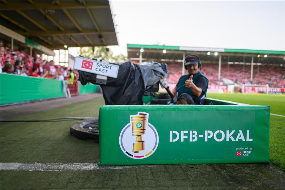 Der Deutsche Fußball-Bund hat die Medienrechte für den DFB-Pokal neu versteigert.Robert Michael/dpa