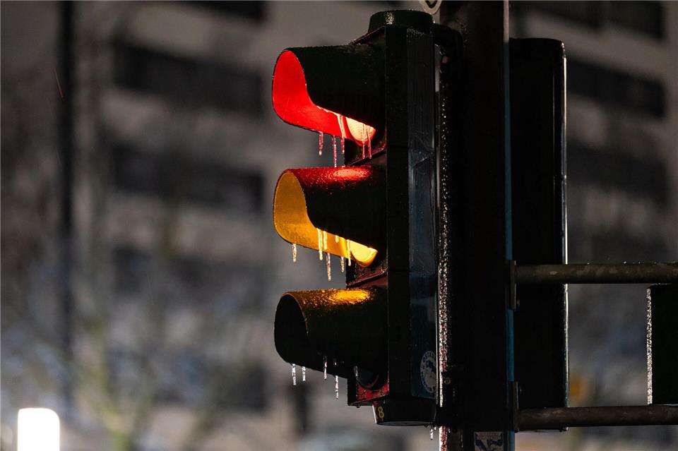 Der Deutsche Wetterdienst hat seine Unwetterwarnungen inzwischen aufgehoben.Fabian Sommer/dpa
