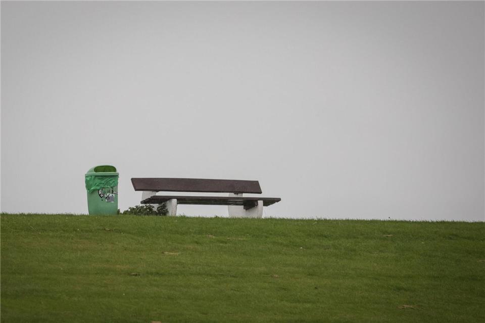 Der Deutsche Wetterdienst rechnet am letzten Märzwochenende mit ungemütlichem Wetter in Niedersachsen. (Archivbild)Focke Strangmann/dpa