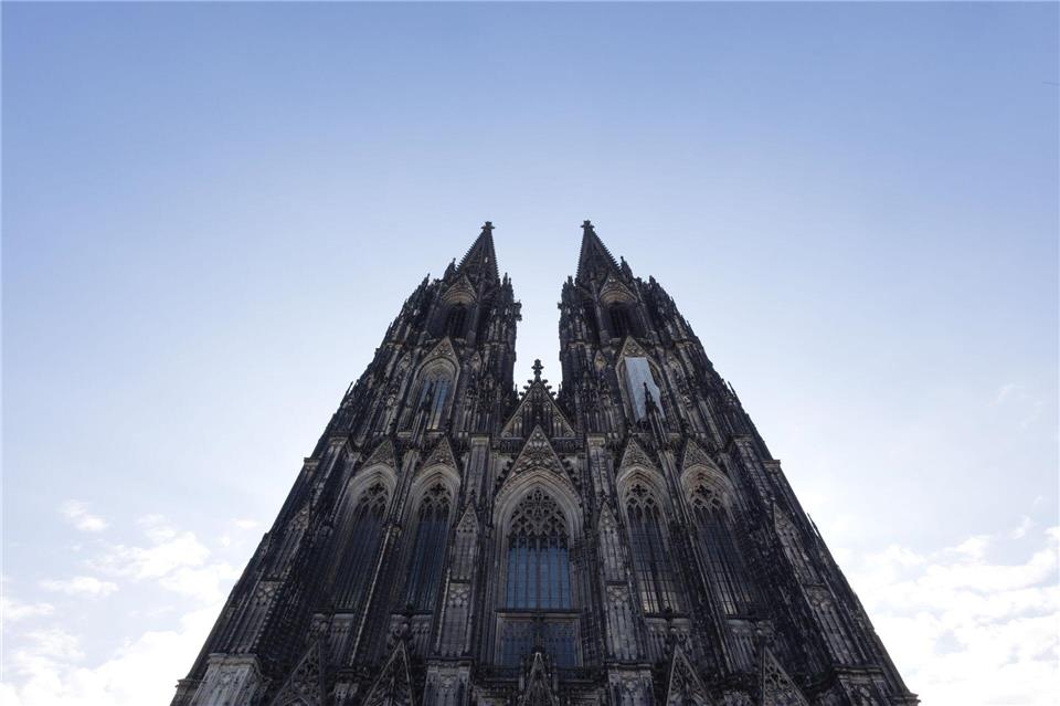 Der Dom war bislang stets kostenfrei zugänglich.Rolf Vennenbernd/dpa