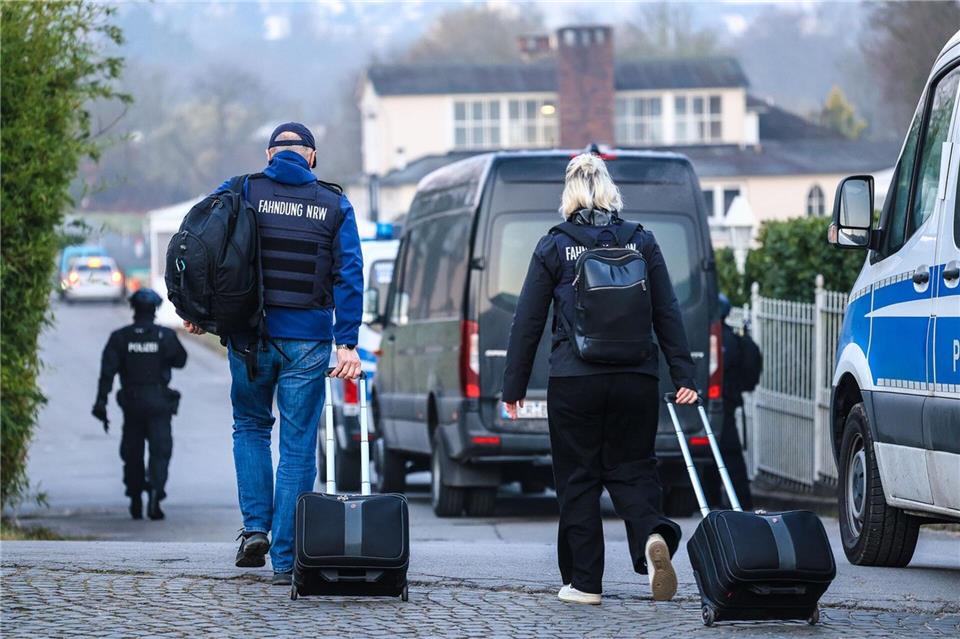 Der Einsatz begann in den frühen Morgenstunden.Alex Talash/dpa
