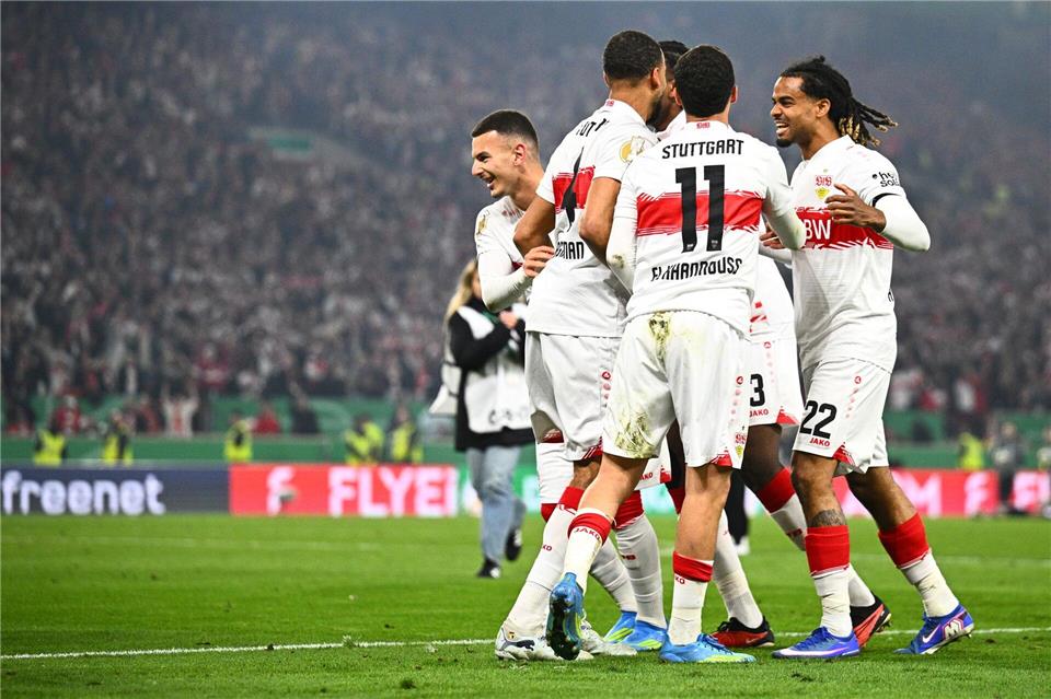 Der Einzug des VfB Stuttgart ins Pokal-Finale hat auch Auswirkungen auf die Europacup-Qualifikation.Tom Weller/dpa