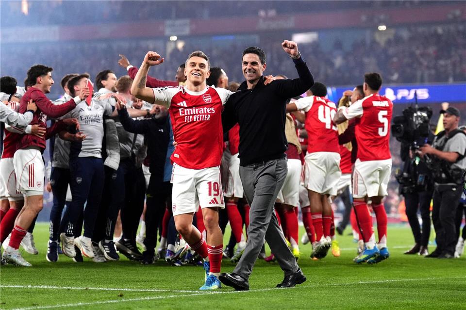 Der FC Arsenal jubelt über den Final-Einzug in der Champions League.John Walton/PA Wire/dpa