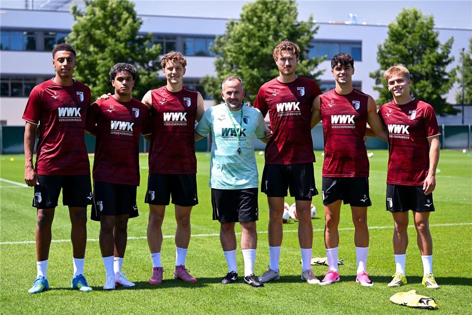Der FC Augsburg startet in das Sommertraining.Sven Hoppe/dpa