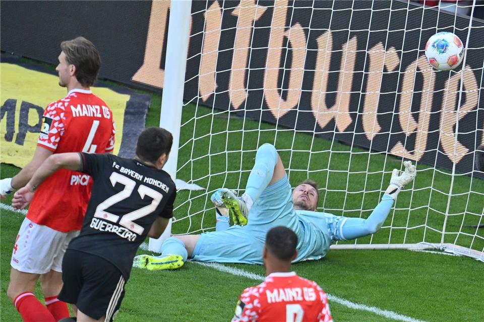 Der FC Bayern hat eine drohende Niederlage in Mainz abgewendet.Torsten Silz/dpa