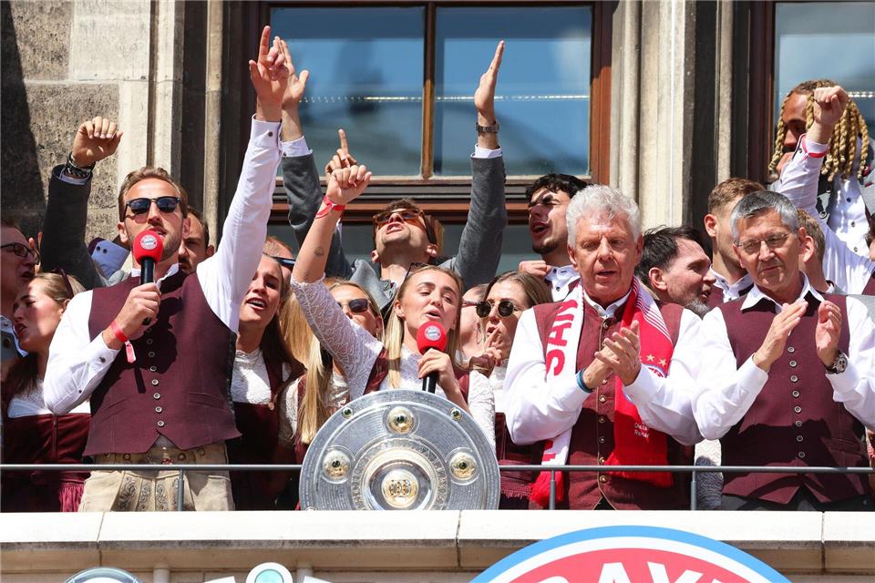 Der FC Bayern hat schon oft den Sieg der Meisterschaft auf dem Balkon des Münchner Rathauses gefeiert. (Archivbild)Karl-Josef Hildenbrand/dpa