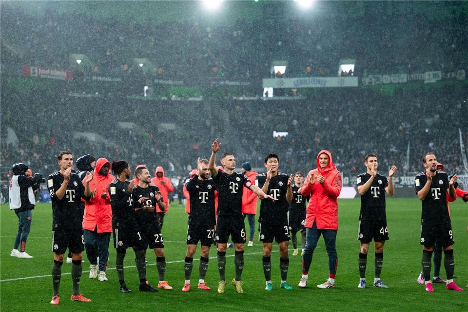 Nach Fan-Protesten: Boateng-Hospitanz bei Bayern geplatzt  Der FC Bayern siegt weiter.Marius Becker/dpa