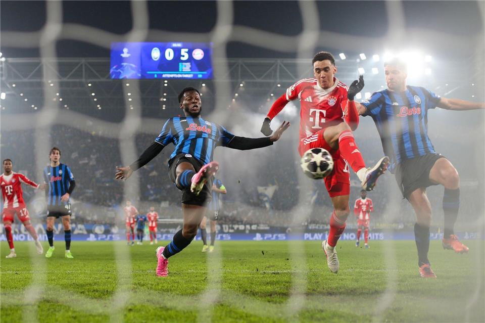 Der FC Bayern trifft gegen Bergamo fast nach Belieben.Jan Woitas/dpa