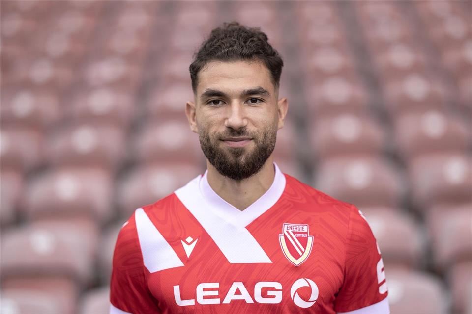 Der FC Energie Cottbus und Romarjo Hajrulla haben sich auf eine Vertragsauflösung verständigt. (Archivbild)Frank Hammerschmidt/dpa