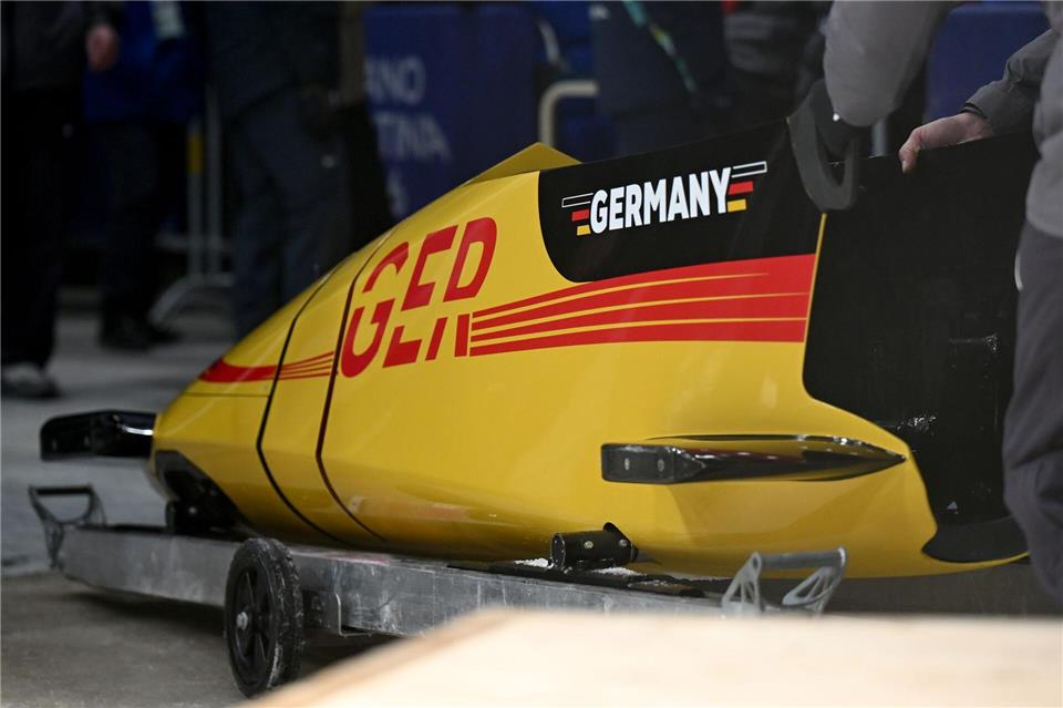 Der FES-Schlitten bei den Frauen wurde komplett mit Männer-Material ausgestattet. Robert Michael/dpa