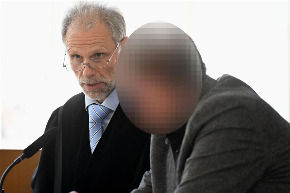 Der Fahrer des Unfallwagens (rechts) wurde vom Amtsgericht Esslingen wegen fahrlässiger Tötung verurteilt. Bernd Weißbrod/dpa