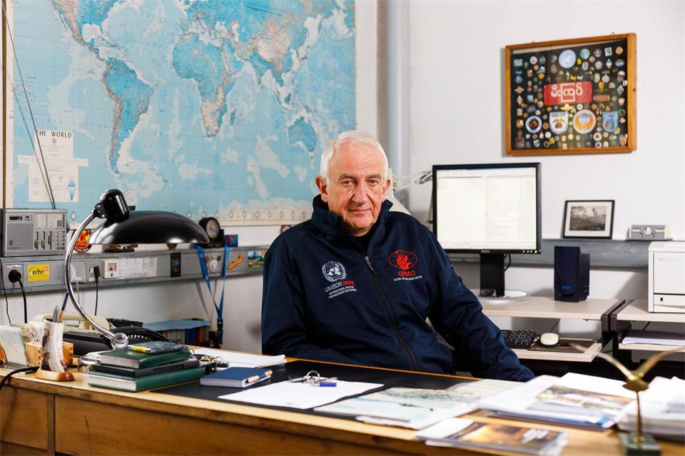 Der Feuerökologe Johann Georg Goldammer, Leiter des „Global Fire Monitoring Center“, berät seit vielen Jahren Behörden und Politik im Umgang mit Brandbekämpfung und -prävention.Philip von Ditfurth/GFMC/dpa