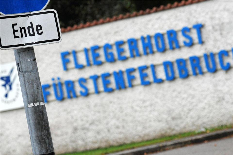Der Fliegerhorst Fürstenfeldbruck kann auf eine lange und wechselhafte Geschichte zurückblicken. Offenbar sollen hier aber in Zukunft keine Flugzeuge mehr stationiert werden. (Archivbild)picture alliance / dpa