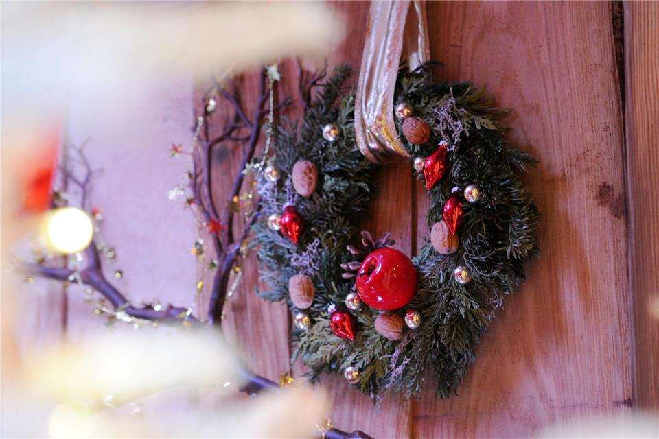 Der Flur ist die Visitenkarte des Zuhauses - wirkt er einladend und aufgeräumt, fühlen sich Gäste sofort willkommen.Tobias Hase/dpa-tmn