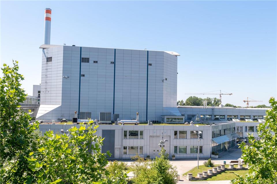 Der Forschungsreaktor München II (FRM II) steht auf dem Gelände der Technischen Universität München (TUM) im Norden der bayerischen Landeshauptstadt. Peter Kneffel/dpa